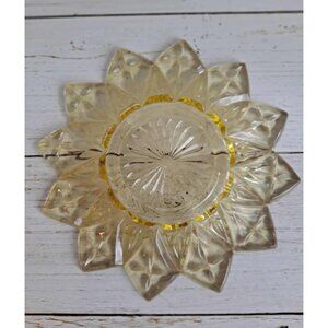 Vintage Federal Glass Starburst Petal Yellow Gold Glass 6" Plate